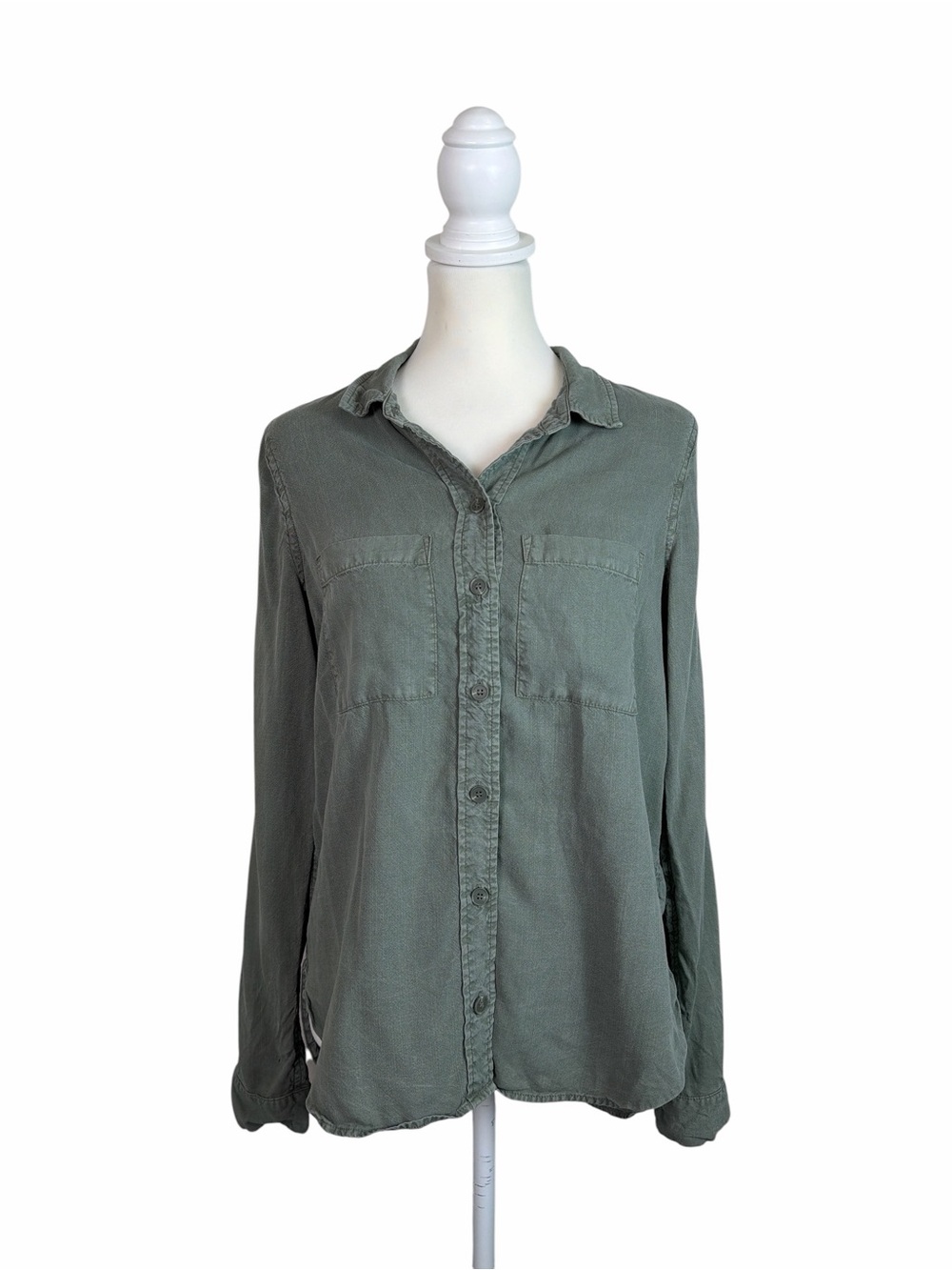 Pale Sky Sage Green Lyocell Button Down Shirt Women’s XS Roll Tab Sleeves